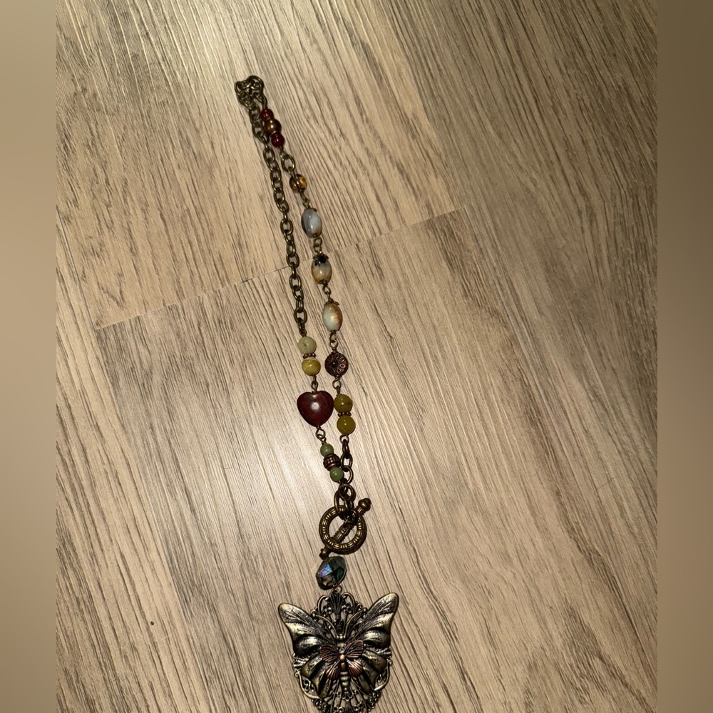 ⭐️Butterfly Pendant Necklace with‎ Beaded Chain⭐️